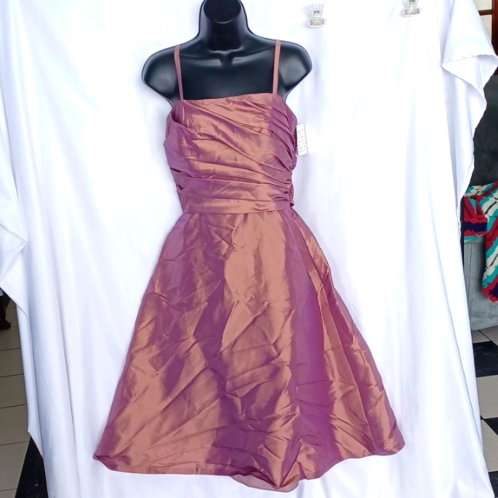 NWT Da Vinci Bridesmaid Dress Womens Size 19 Grape Purple Style No 7-9192, sampl